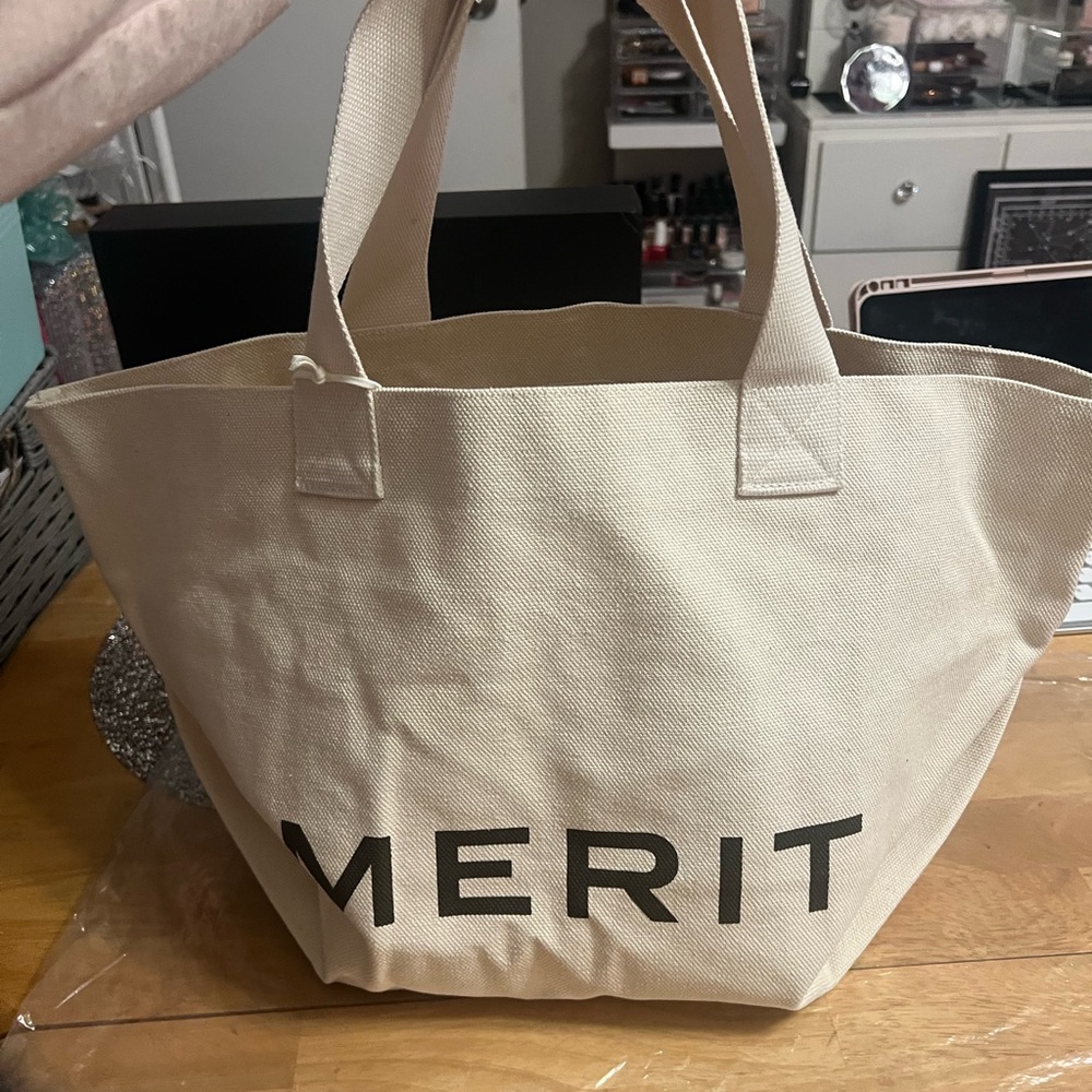 ⭐️Merit The Everything Cream Bag - Picture 5 of 13